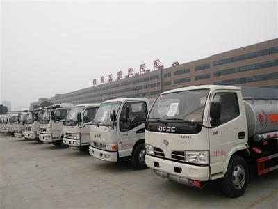 楚胜油罐车 享誉全国 价格、厂家与加油车气体压缩机械销售全解析
